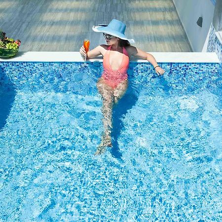 Nymphes Deluxe Accommodation פפקוהורי מראה חיצוני תמונה
