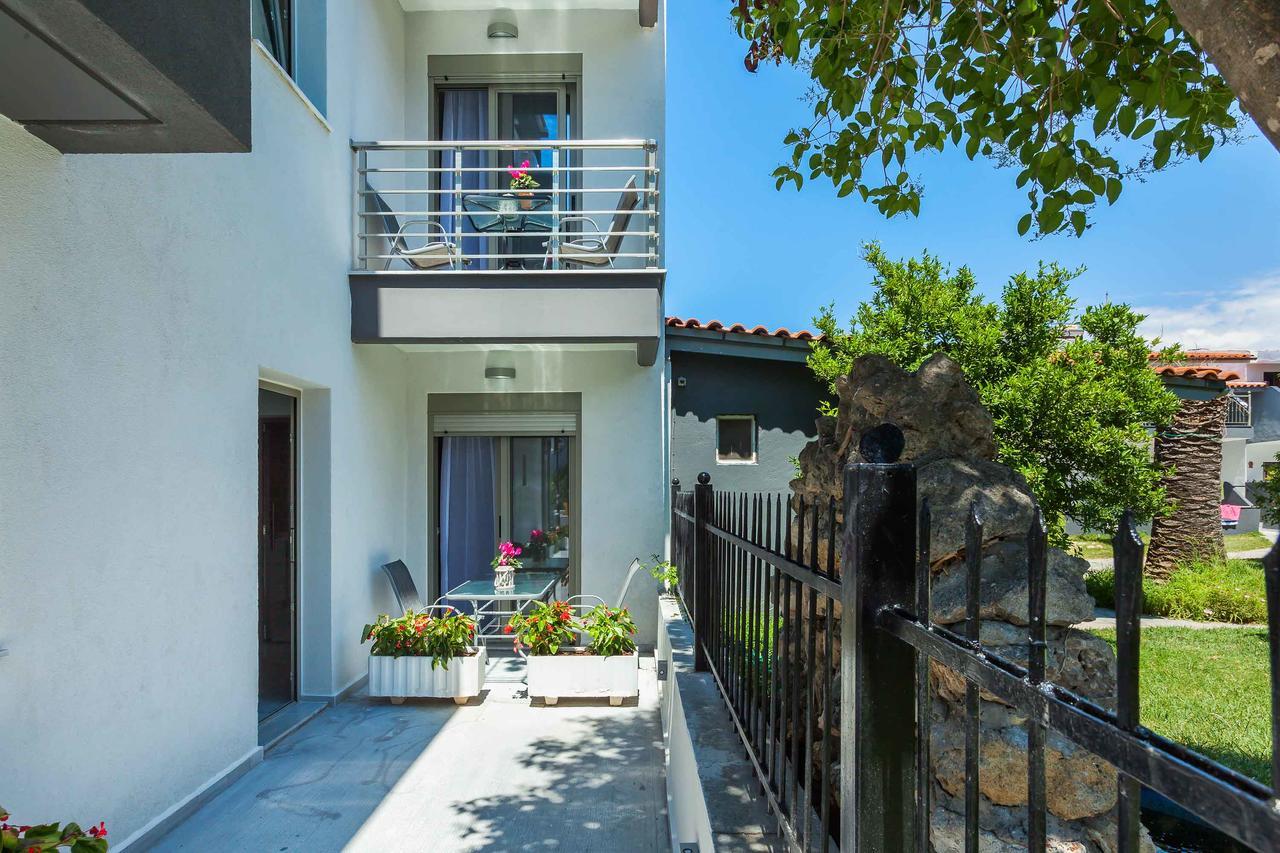 Nymphes Deluxe Accommodation פפקוהורי מראה חיצוני תמונה